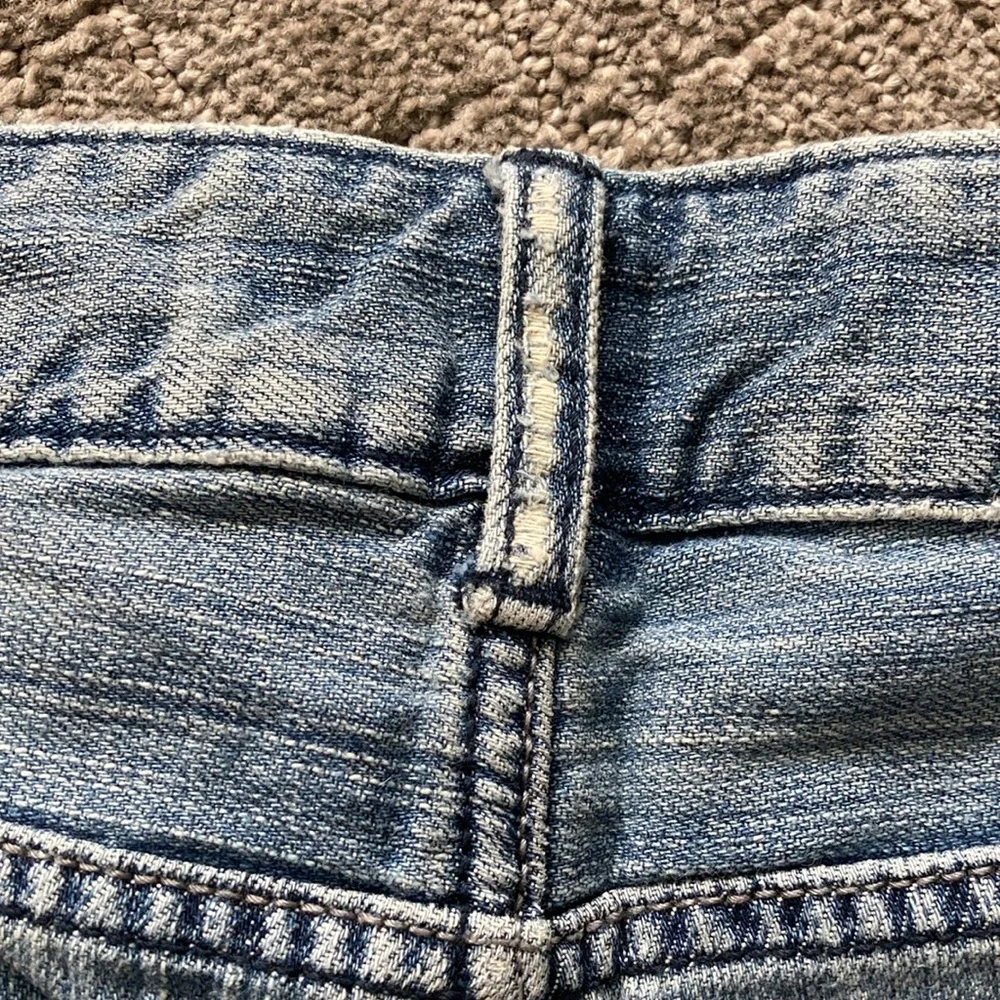 GAP Factory Curvy Low Rise Capris - Picture 6 of 12